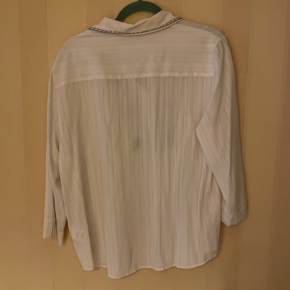 VINTAGE Embroidered Ivory Beige Button Up Top - Picture 6 of 7